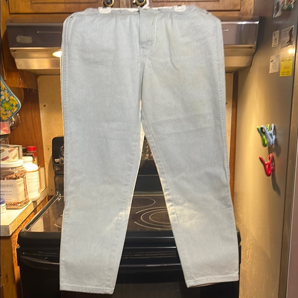 Light Blue Denim Chic Jeans